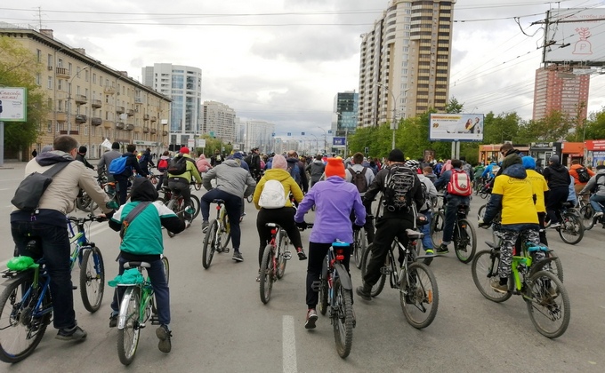 «Вкусно, но мало»: новосибирцы недовольны маршрутом велопробега